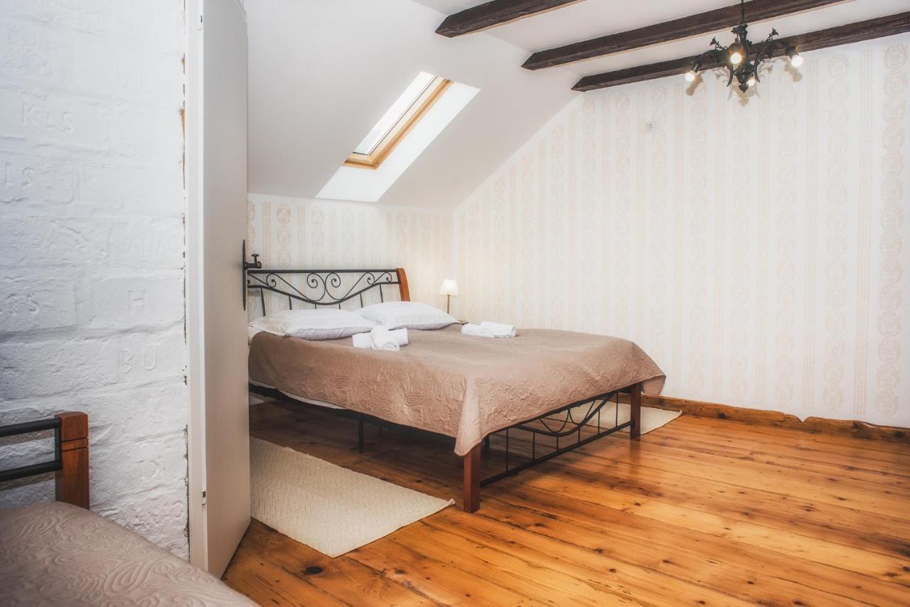 Tri Mudraca Inn Karanac Zewnętrze zdjęcie