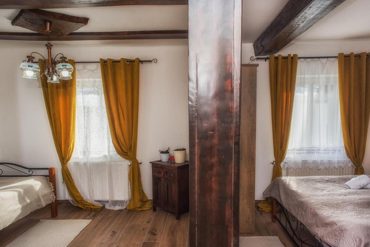 Tri Mudraca Inn Karanac Pokój zdjęcie